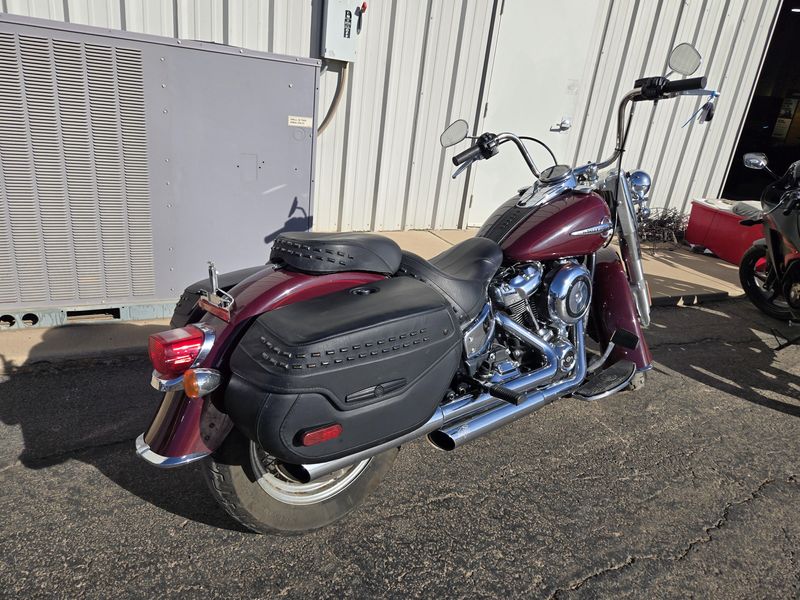 USED 2020 HARLEY SOFTAIL HERITAGE CLASSIC Image 3