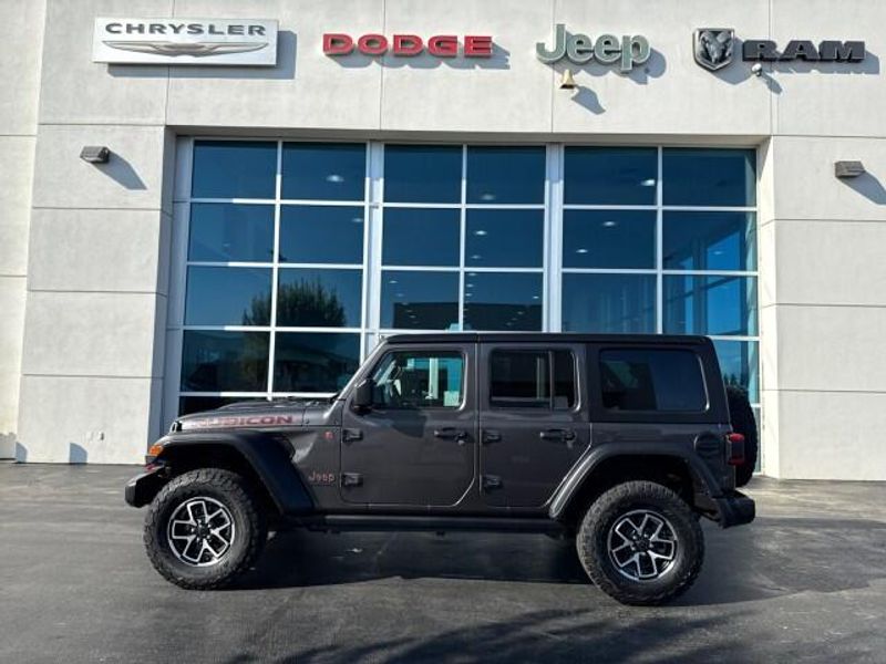 2024 Jeep Wrangler Rubicon photo 4