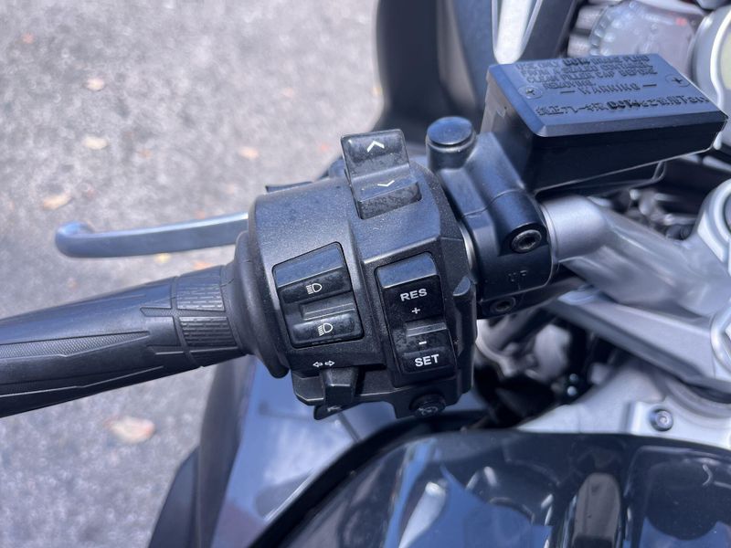 Used 2015 Yamaha FJR1300 Image 21