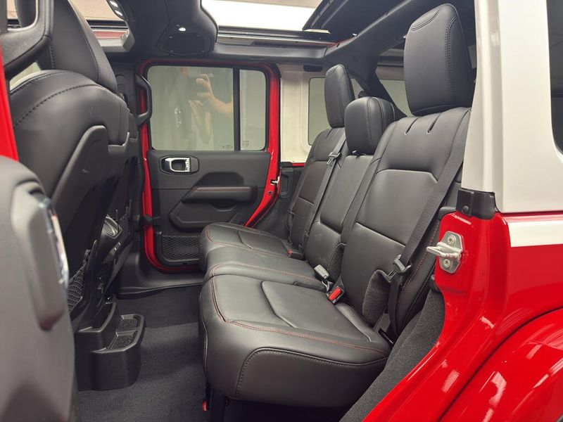 New 2026 Jeep Wrangler 4-door RubiconImage 12