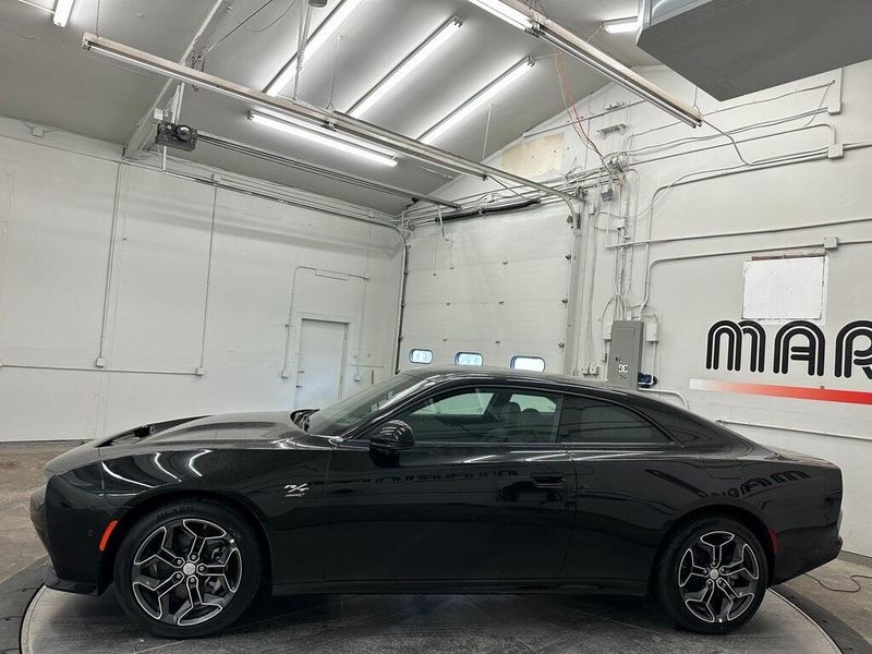 2025 Dodge Charger 2-door Daytona R/T AwdImage 8