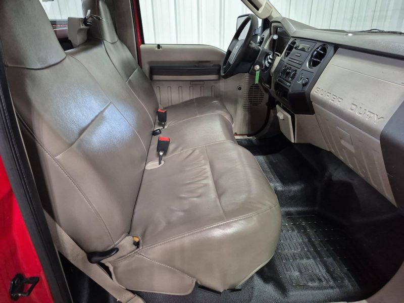 2008 Ford F-250 XLImage 11