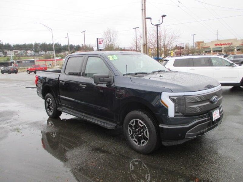 Used 2023 Ford F-150 Lightning XLImage 5