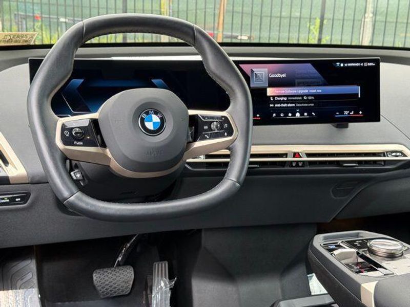 Used 2026 BMW iX xDrive45Image 30