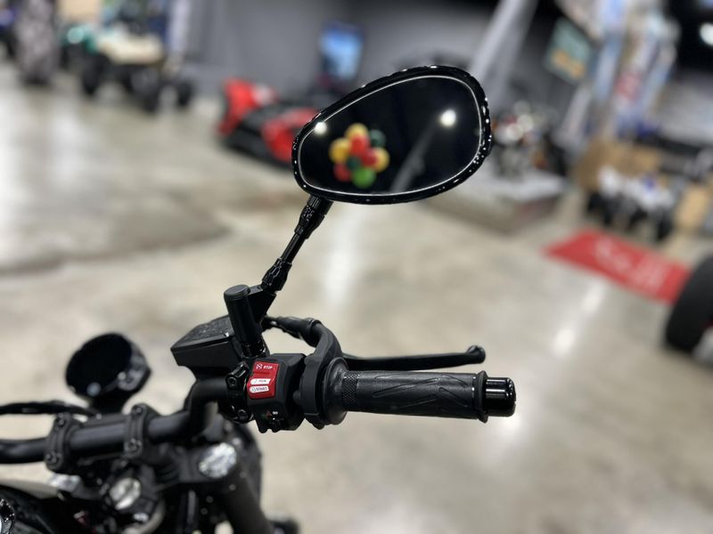 New 2025 Yamaha XSR700 Image 2