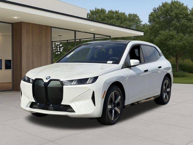 New 2026 BMW iX xDrive60Image 2