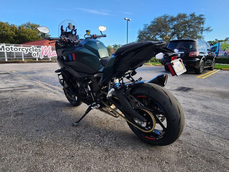 2026 BMW M 1000 XRImage 7