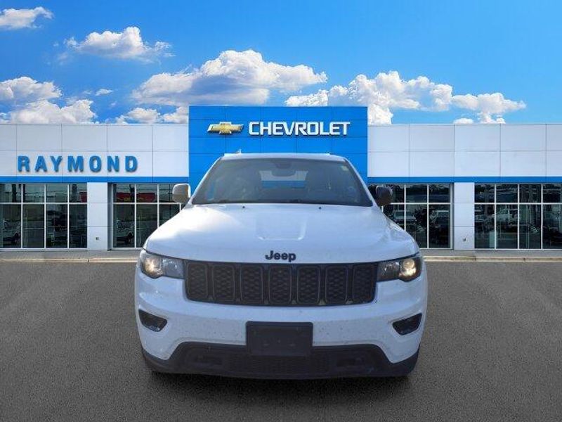Used 2020 Jeep Grand Cherokee LaredoImage 8