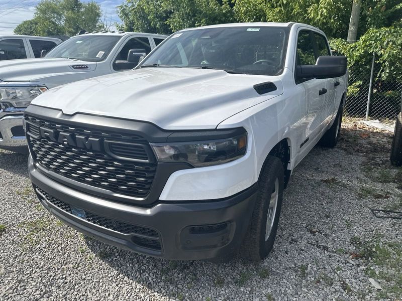 2025 RAM 1500 Tradesman Crew Cab 4x4 5