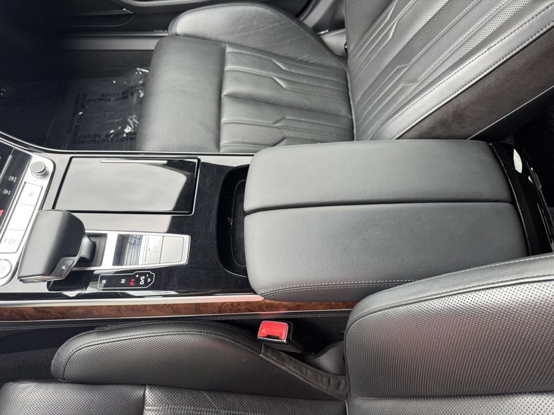 Used 2019 Audi A8 L Image 21