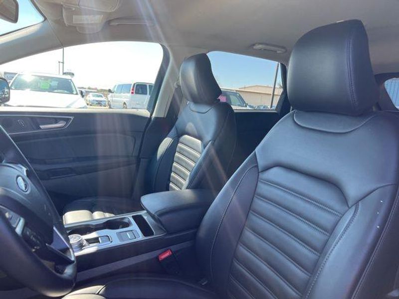 2024 Ford Edge SELImage 10