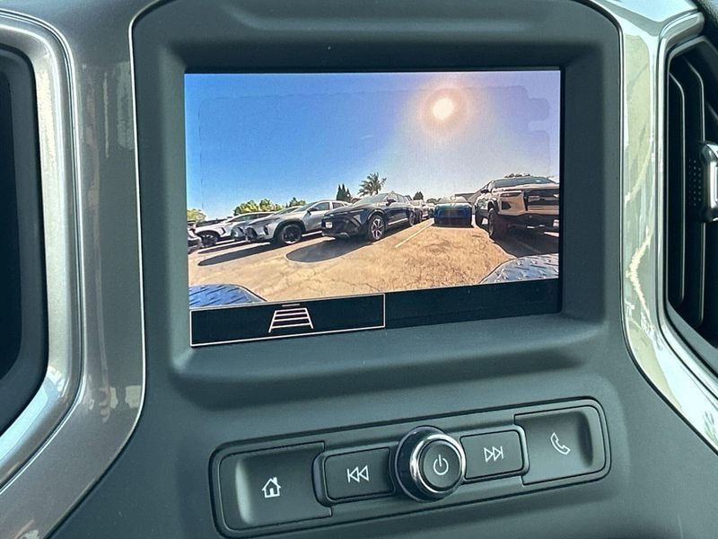 2024 Chevrolet Silverado 3500HD CC Work TruckImage 15
