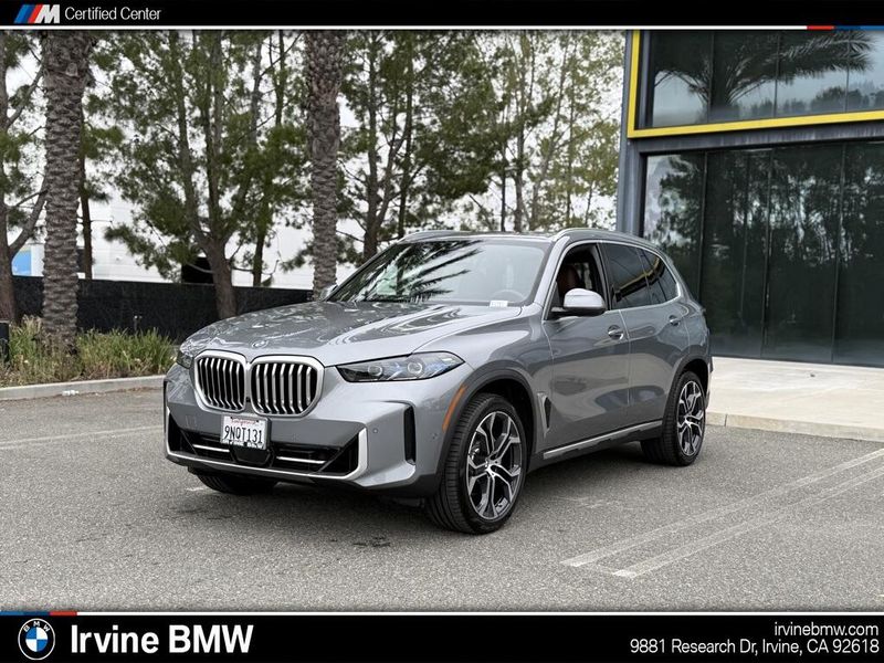 2025 BMW X5 sDrive40iImage 1
