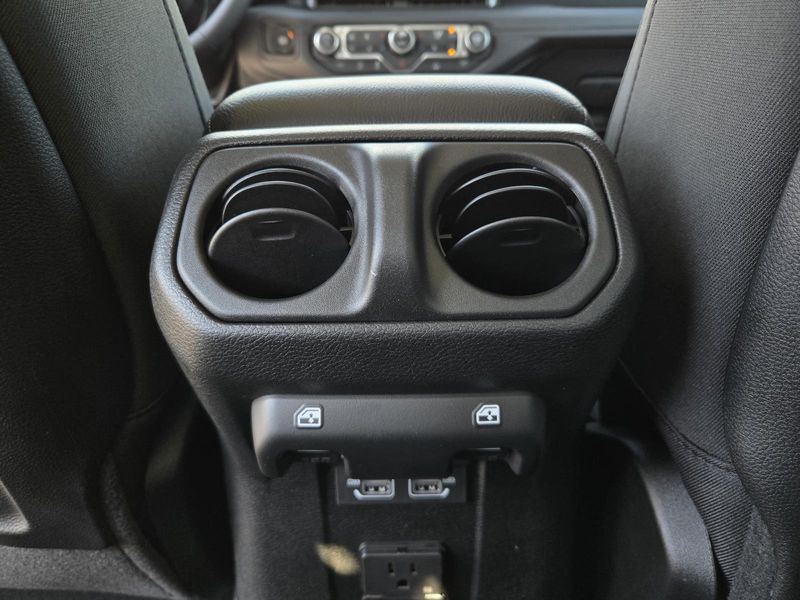 New 2026 Jeep Gladiator Mojave 4x4