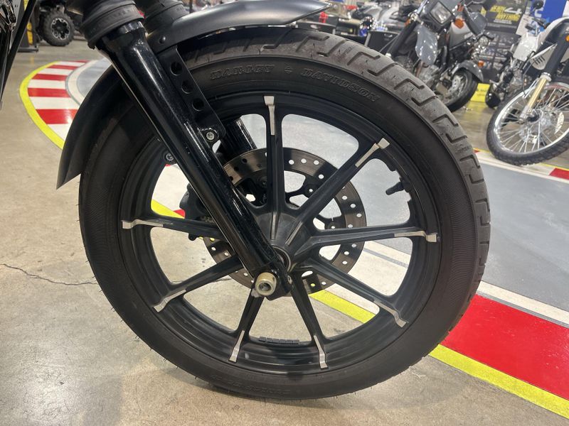 Used 2016 Harley-Davidson Sportster Iron 883 Image 20