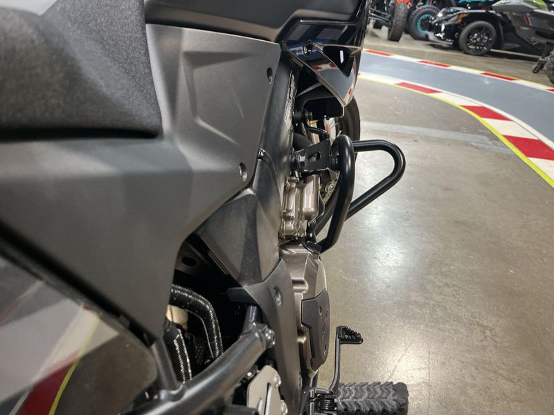 New 2024 Suzuki V-STROM 1050DE Image 21