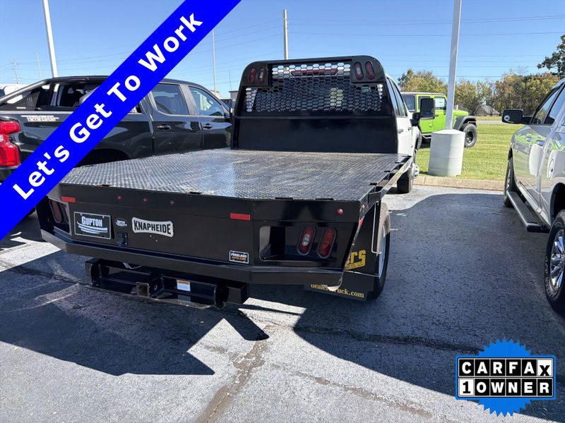 Used 2022 Chevrolet Silverado 3500HD Chassis Work TruckImage 9
