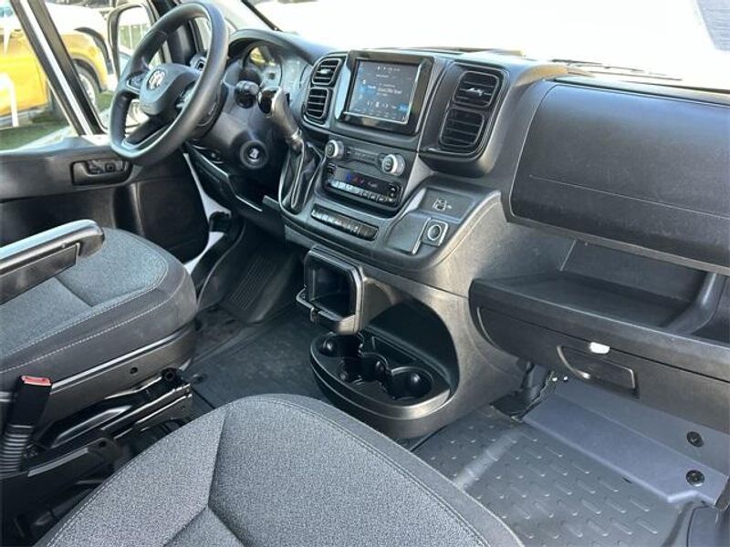 2023 RAM ProMaster 2500 High RoofImage 13