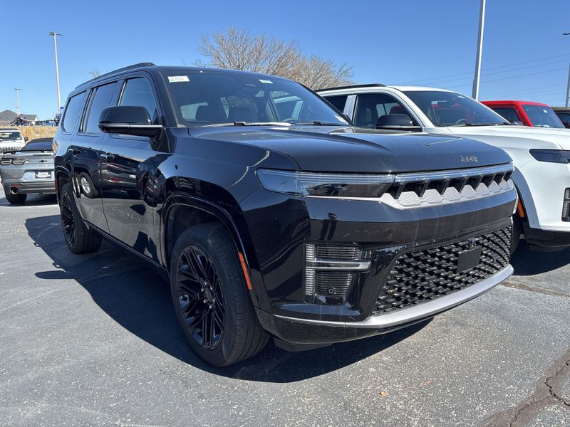 2026 Jeep Grand Wagoneer Limited Reserve 4x4Image 3