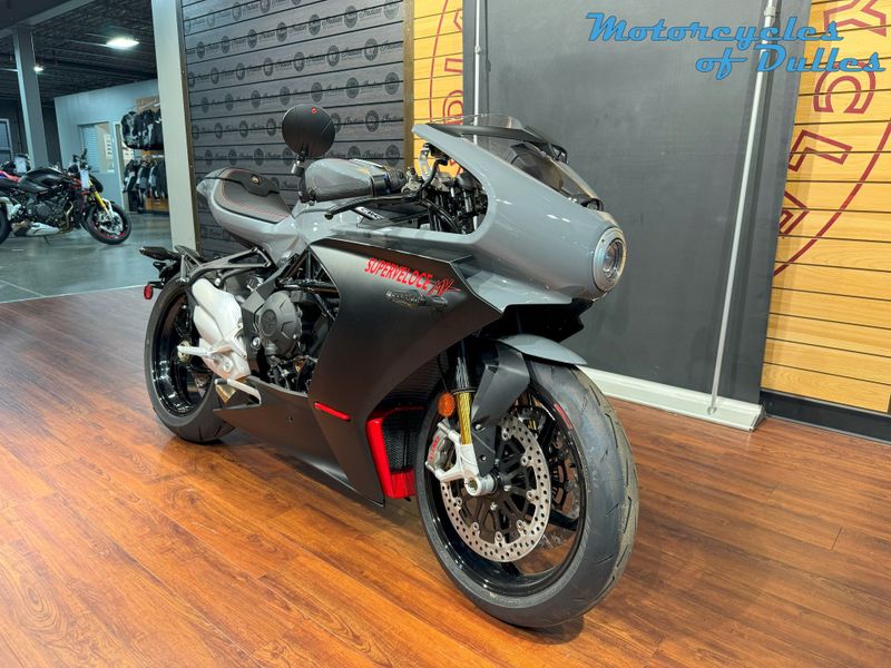 2023 MV Agusta SuperveloceImage 2