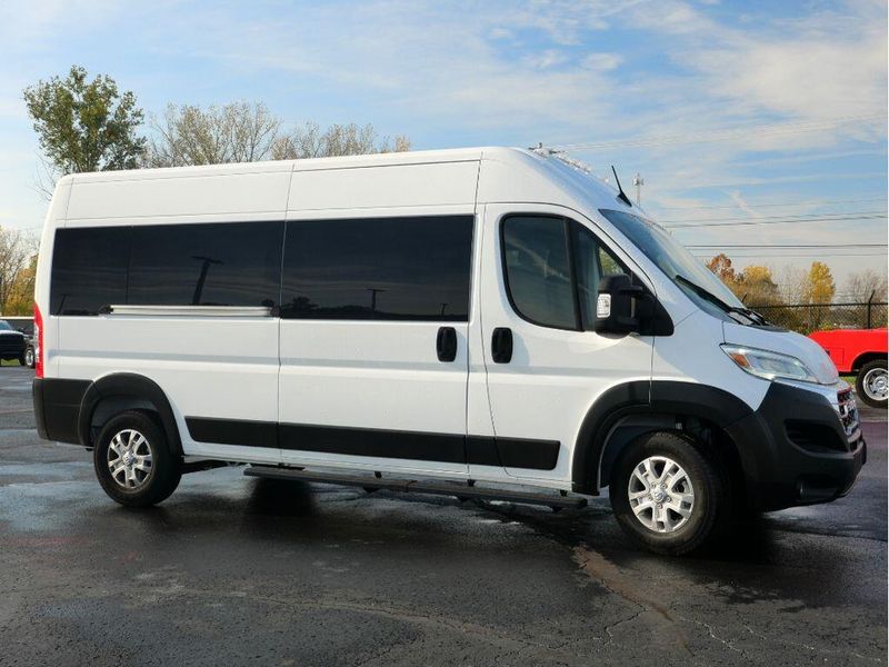 2024 RAM ProMaster 2500 Window Van Image 8