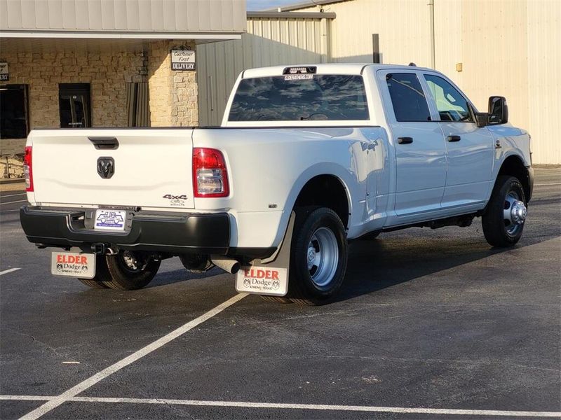 2024 RAM 3500 Tradesman Crew Cab 4x4 8