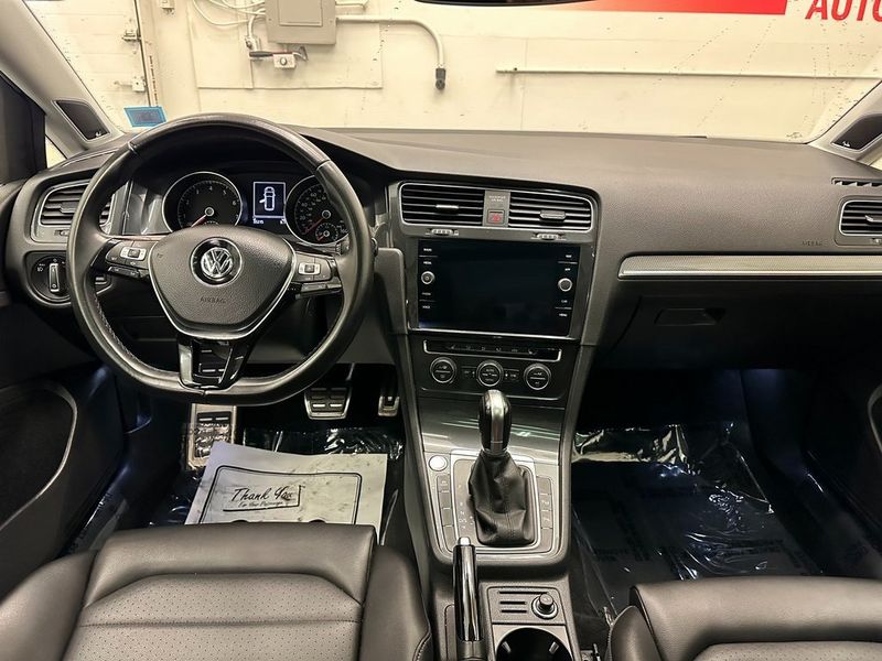 2019 Volkswagen Golf Alltrack TSI SImage 27