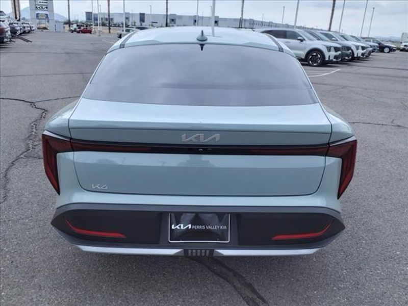 2025 Kia K4 LXSImage 5