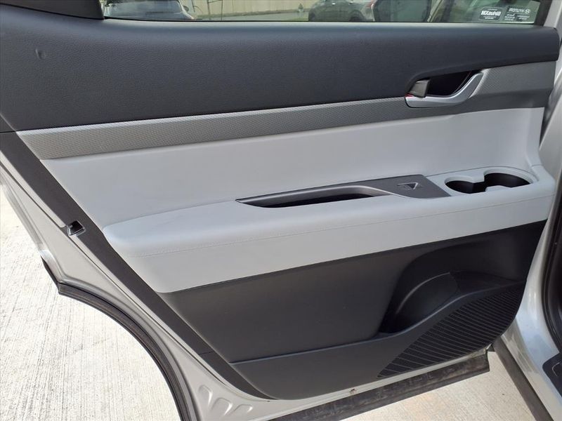 Used 2025 Hyundai Palisade SELImage 24