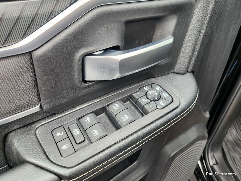 New 2026 RAM 3500 Big Horn Crew Cab 4x4 6'4' Box