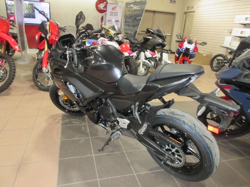 NEW 2026 KAWASAKI NINJA 650 Image 7