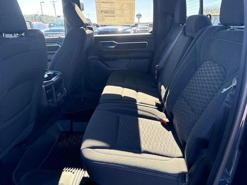 2026 RAM 1500 Big Horn Crew Cab 4x4 5'7' Box