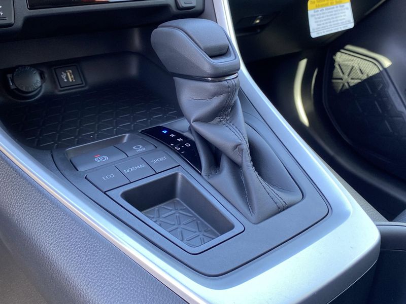 New 2025 Toyota RAV4 XLEImage 18