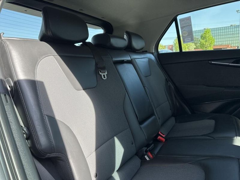 2023 Kia Niro EXImage 16