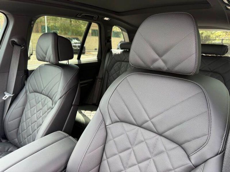 New 2026 BMW X5 sDrive40iImage 19