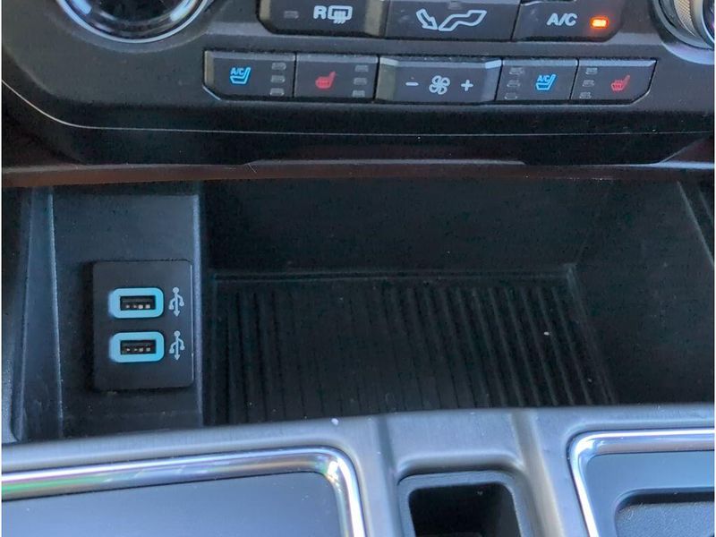 Used 2017 Ford F-150 LimitedImage 20