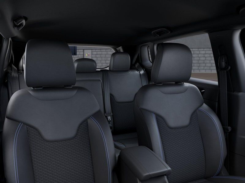 New 2026 Jeep Compass Latitude Altitude 4x4Image 26