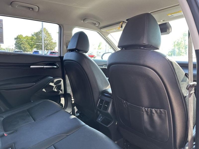 Used 2024 Kia Seltos SXImage 19