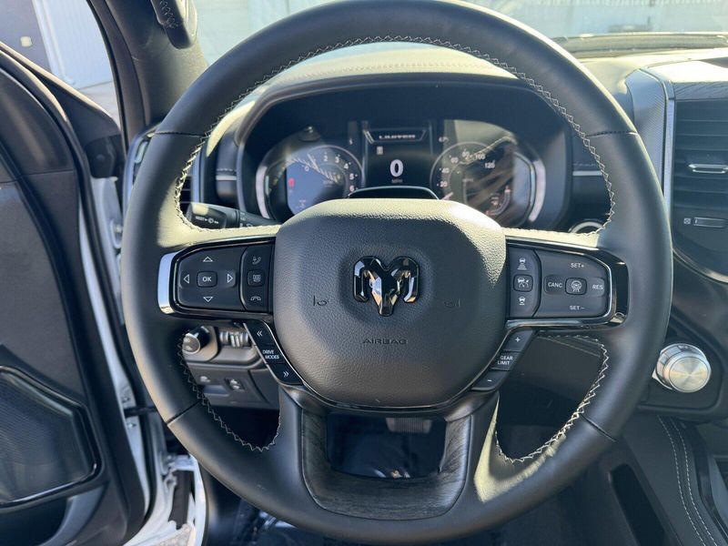 2025 RAM 1500 LimitedImage 19