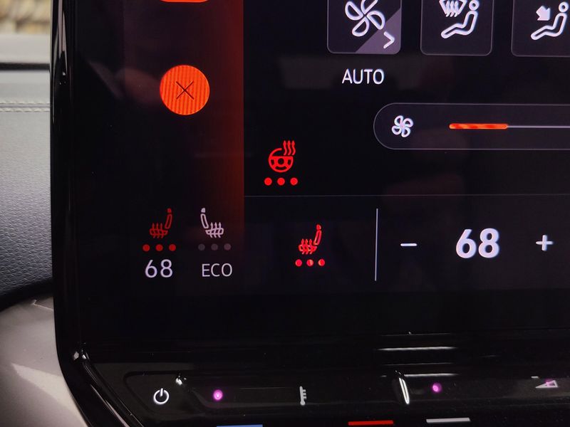 2024 Volkswagen ID.4 S w/Glass RoofImage 27