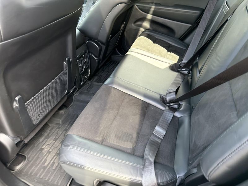 Used 2021 Jeep Grand Cherokee Laredo XImage 21