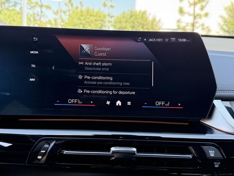 2025 BMW X1 xDrive28iImage 29