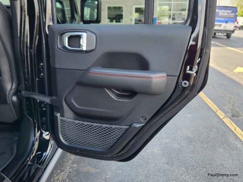 New 2026 Jeep Wrangler 4-door Rubicon X