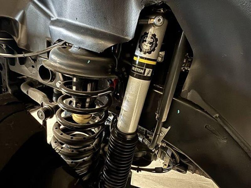 New 2025 Jeep Wrangler 4-door RubiconImage 9