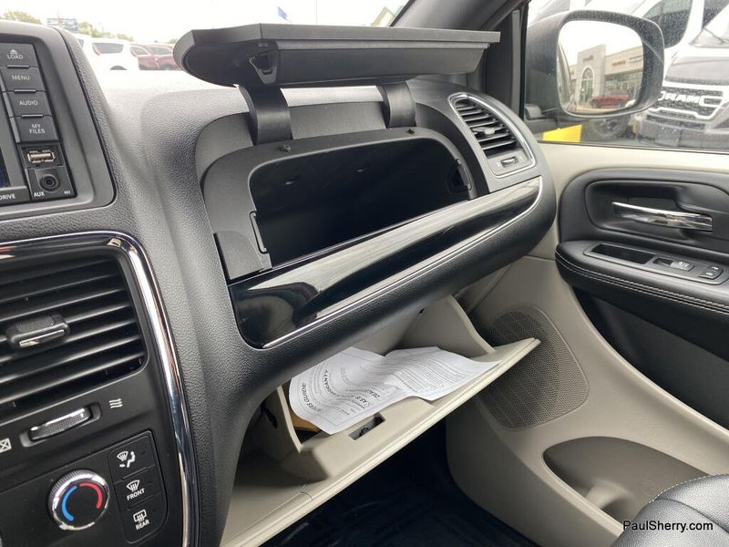 Used 2019 Dodge Grand Caravan SXT