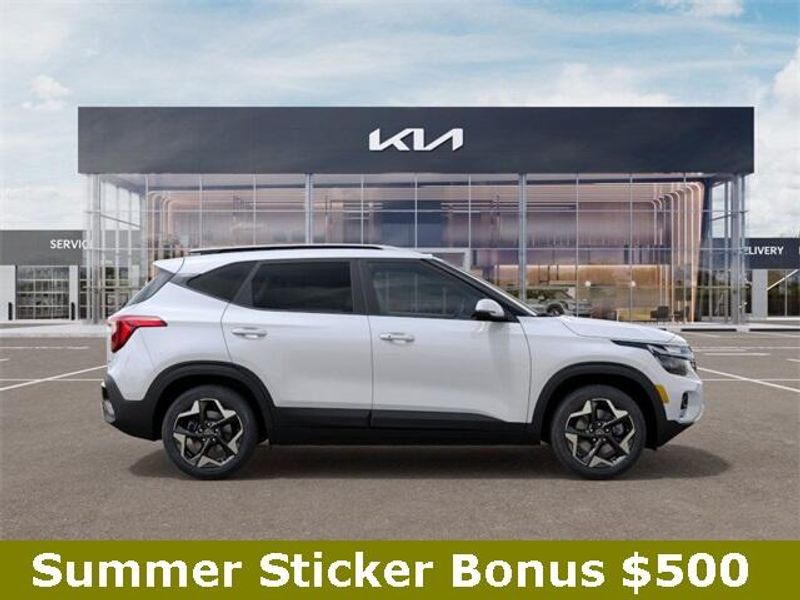 2025 Kia Seltos SImage 7