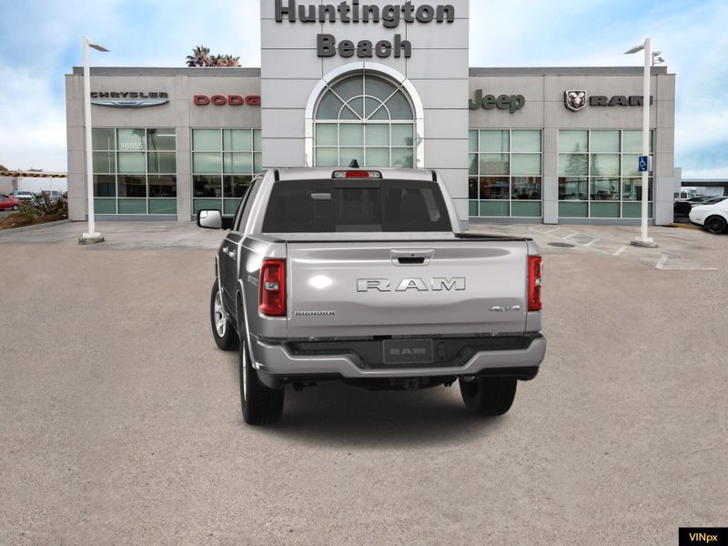 2025 RAM 1500 Big Horn Crew Cab 4x4Image 8