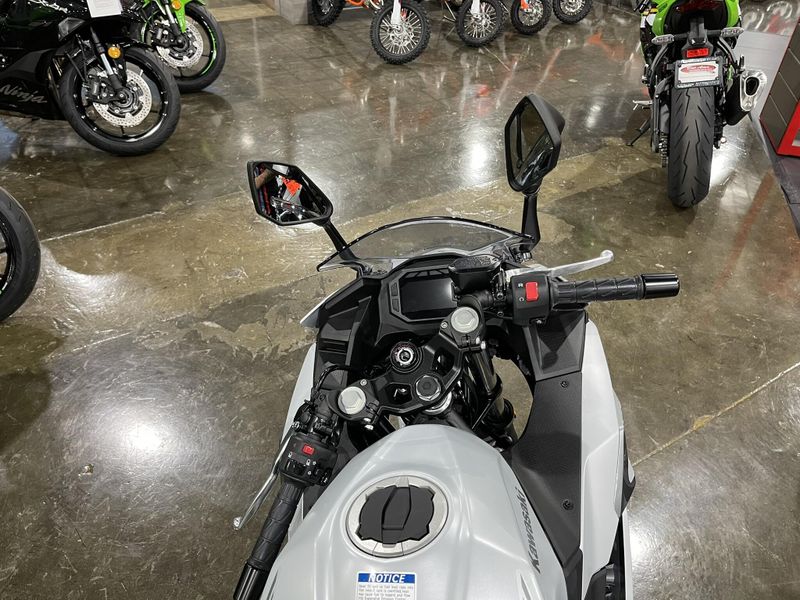 2025 Kawasaki NINJA 500 ABS Image 12