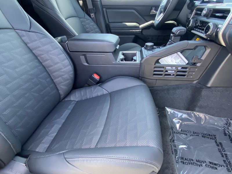 2025 Toyota Tacoma TRD Sport HybridImage 10