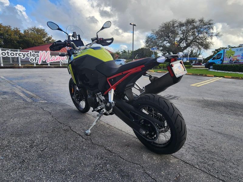 2026 BMW F 900 GSImage 7